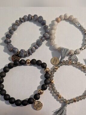 Kinsley Armelle Set of 4 Beaded Stacking Stretch Bracelets ✨